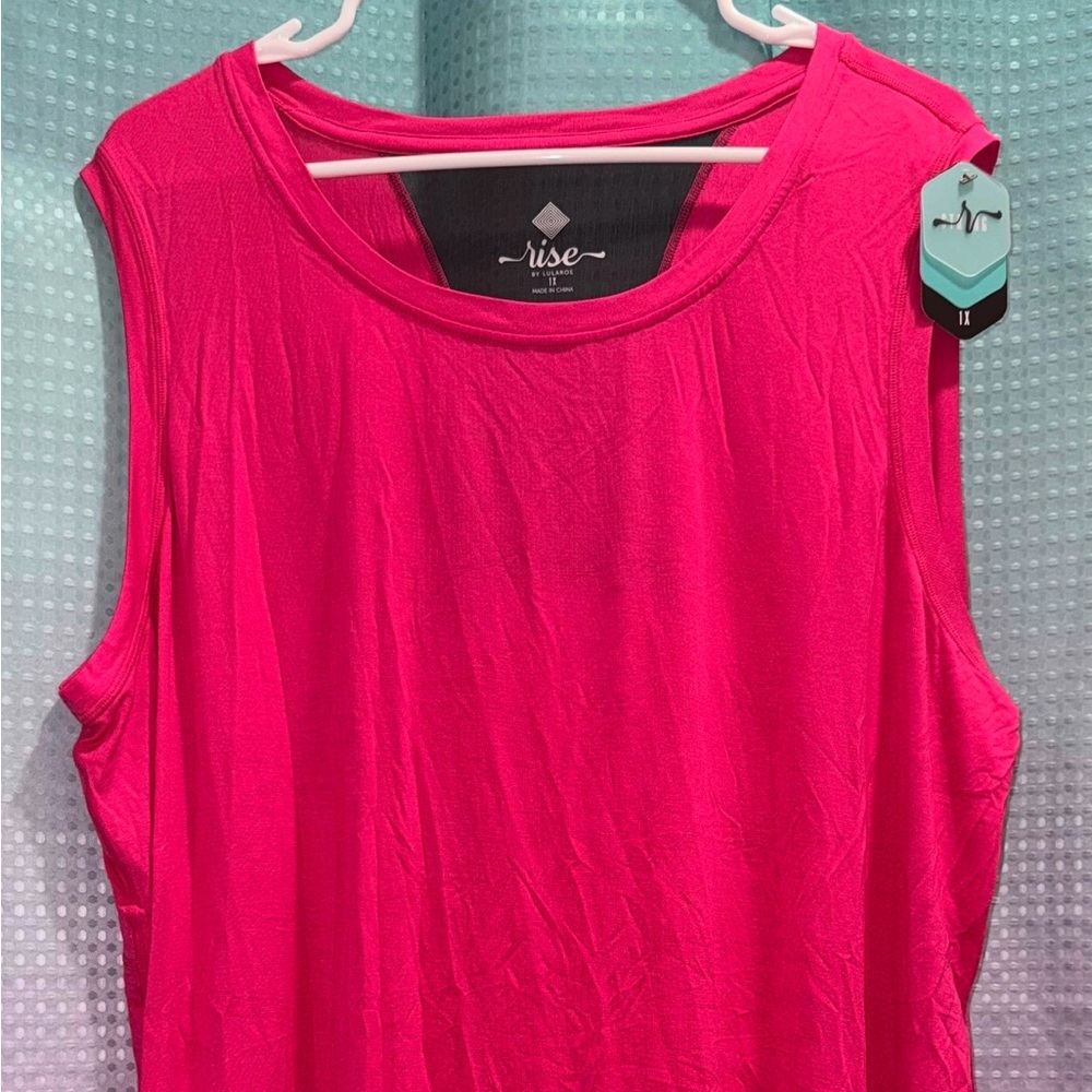 NWT Lularoe 1X hot pink Rise Collection Strong tank
